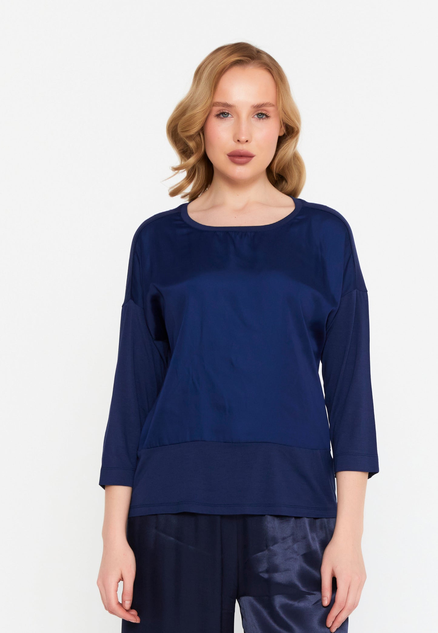 Mid-Length Classic Shade Top