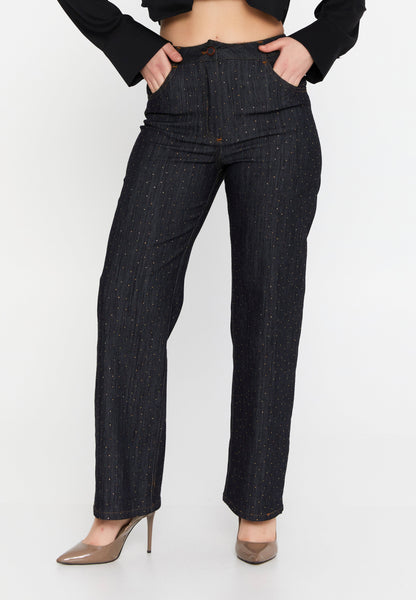 Standard Fit Versatile Pants