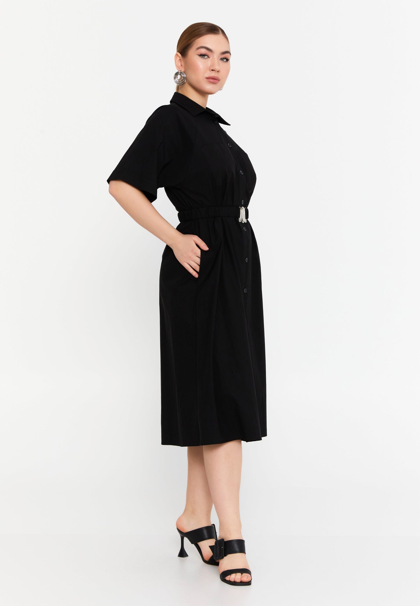 Elegant Short Sleeve Midi Dress